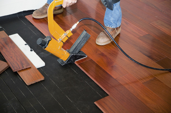 hardwood floor glue vs nail